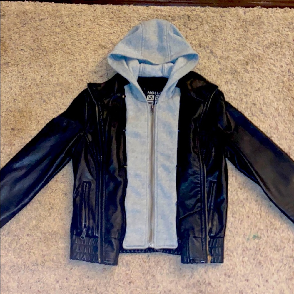 Leather jacket w/ insertable hood